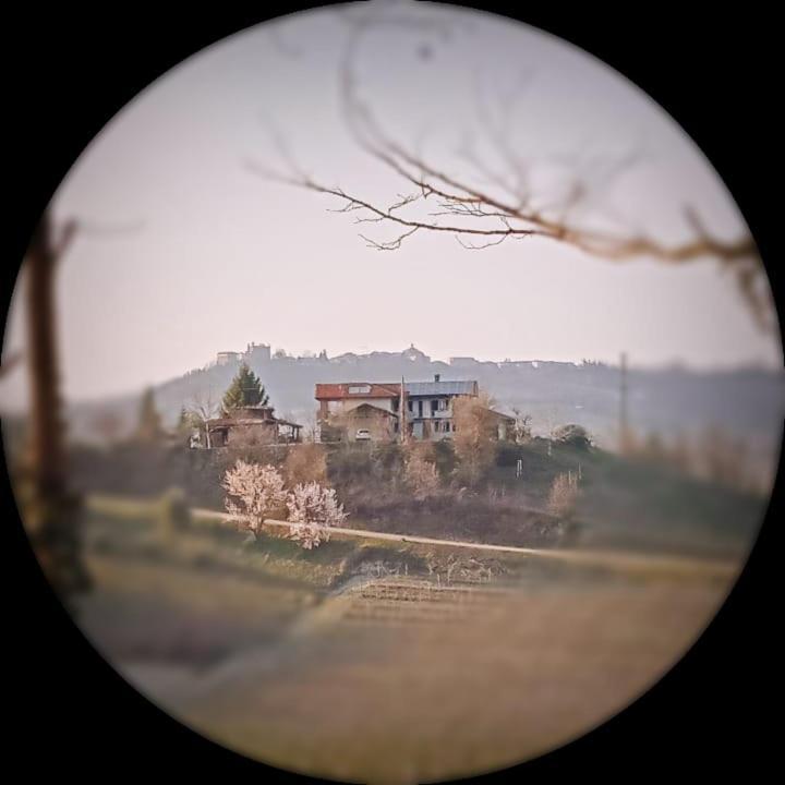 Agriturismo Bric Di Gai Monforte D'Alba Luaran gambar