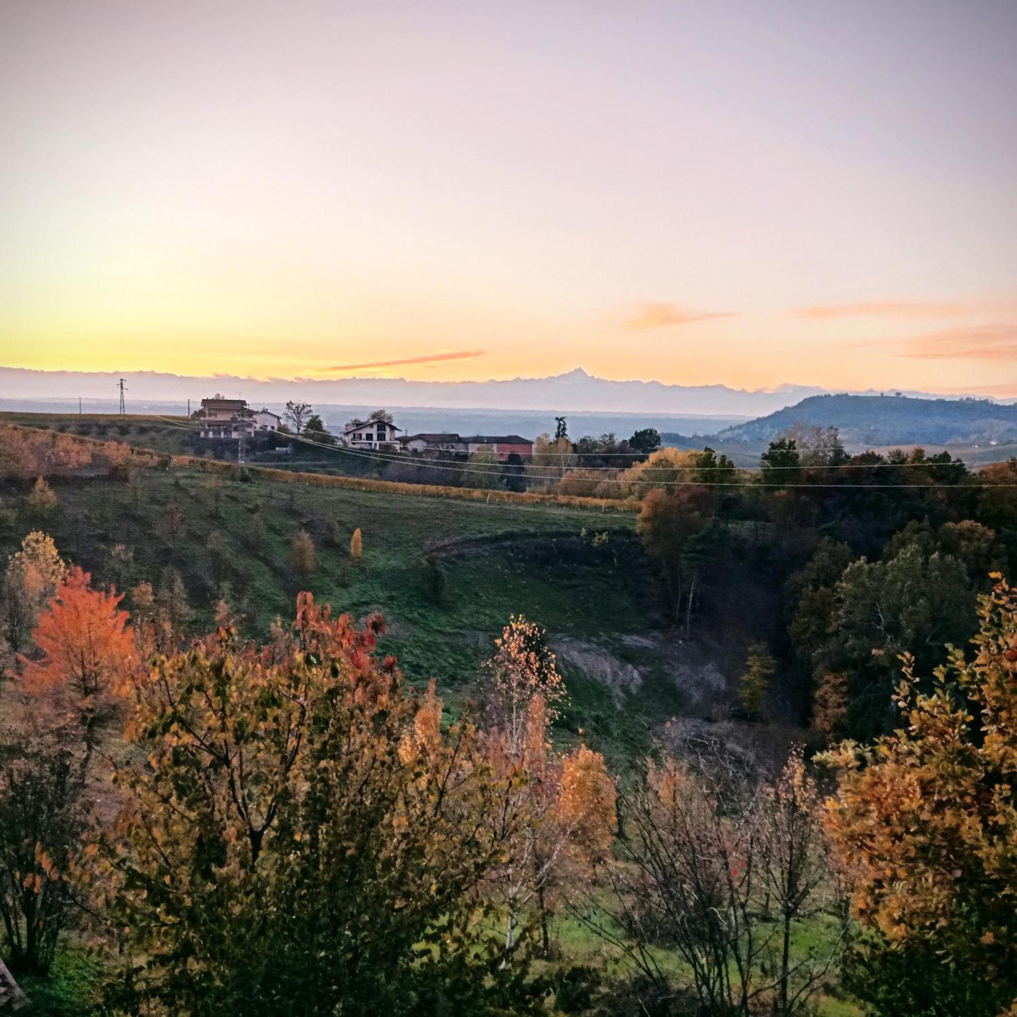 Agriturismo Bric Di Gai Monforte D'Alba Luaran gambar