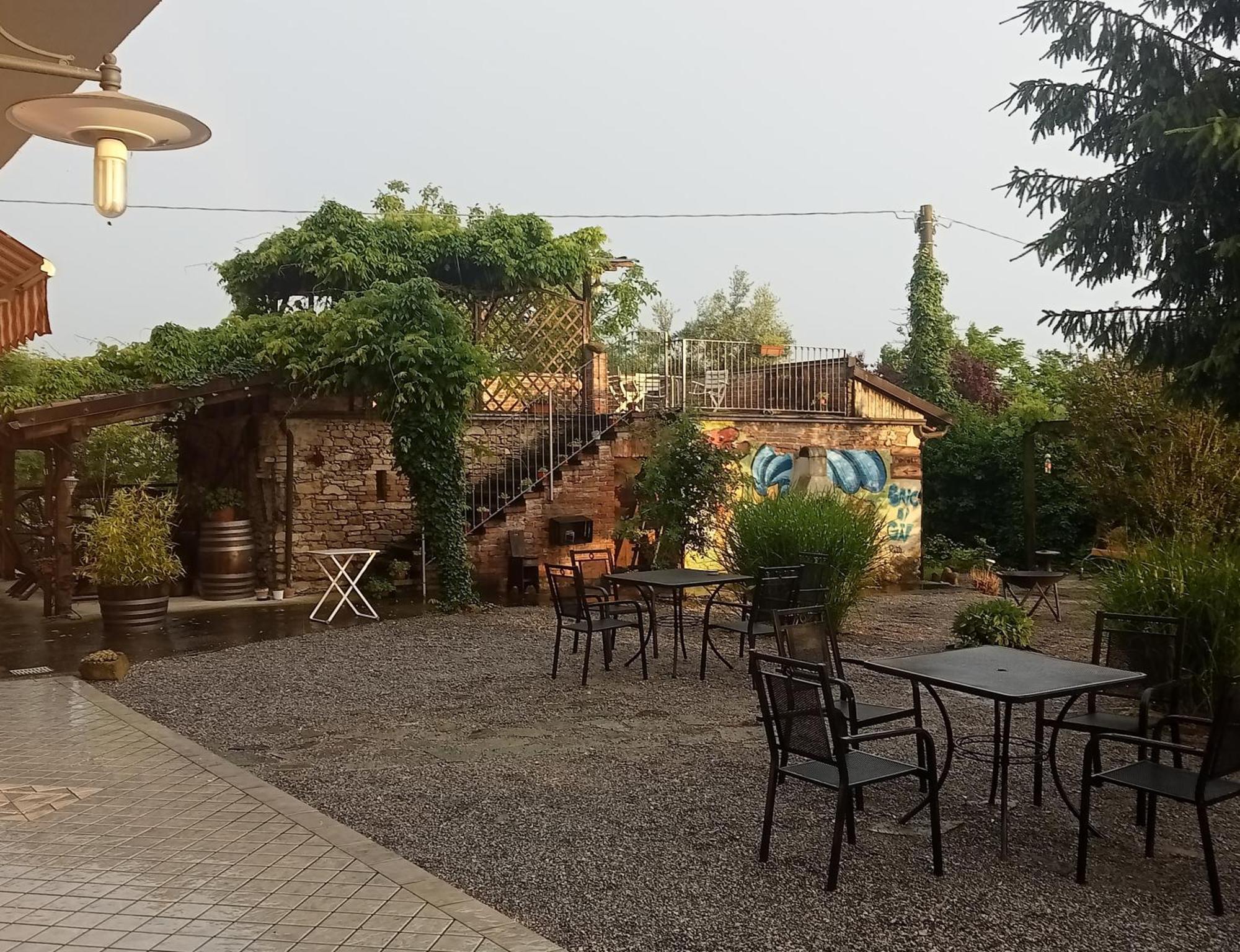 Agriturismo Bric Di Gai Monforte D'Alba Luaran gambar
